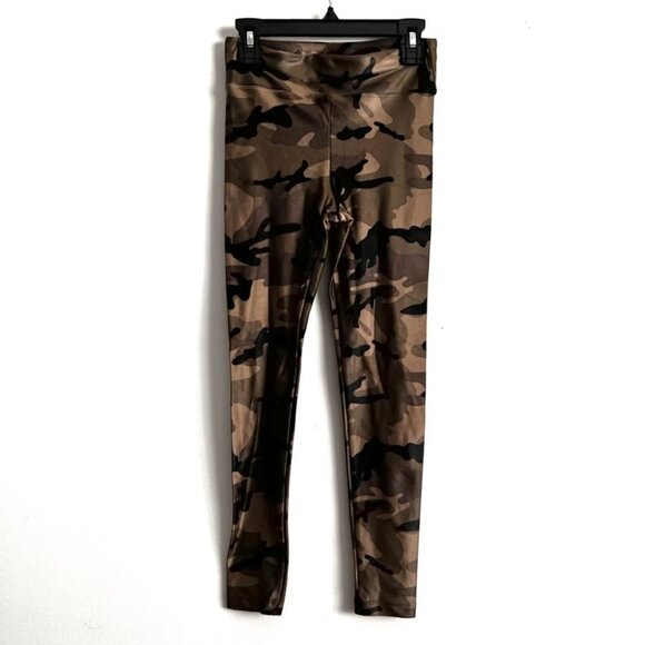 KORAL Lustrous High-Rise Camo-Print Leggings Green - Picture 3 of 8